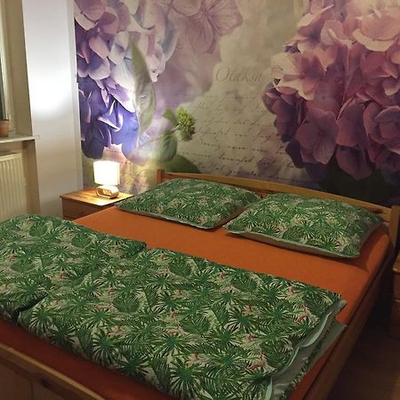 Appartement Kawalerka Fredry 3/13 à Poznań Extérieur photo