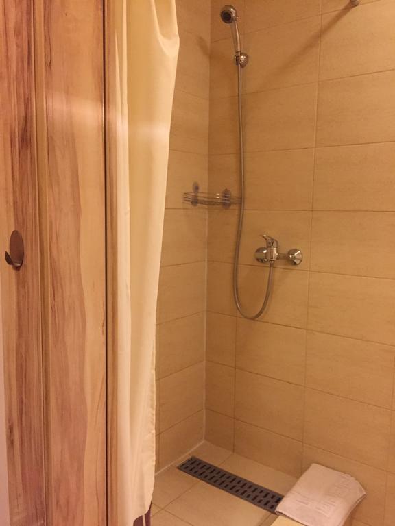 Appartement Kawalerka Fredry 3/13 à Poznań Chambre photo